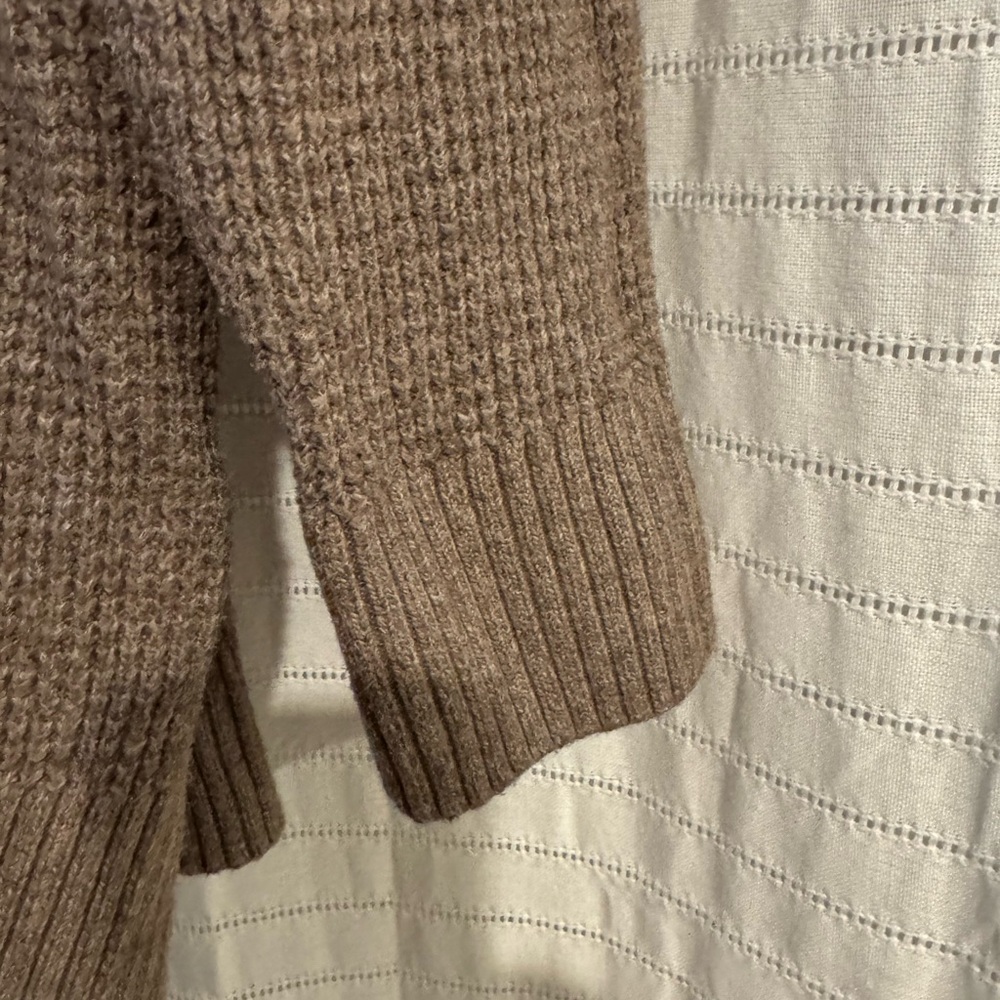 Old Navy SoSoft Mocha Crewneck Sweater Size XL - Picture 4 of 6